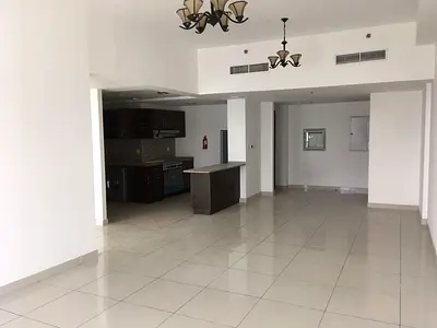 Chiller Included! 2br+Extra Room! Perfect Layout!