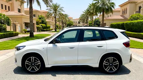 2025 BMW X1 缩略图 3