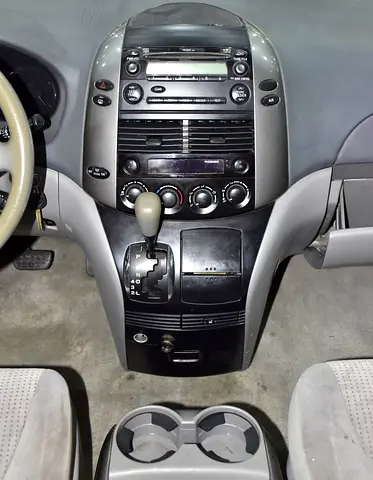 صورة 13 لـ 2008 Toyota SIENNA