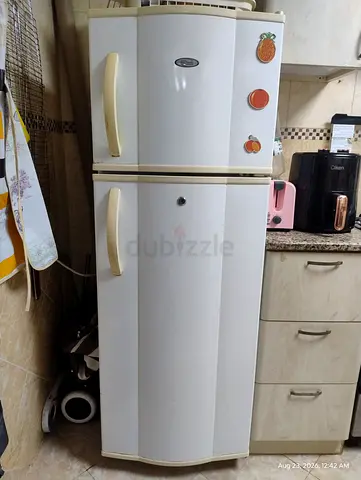 Used super general Double-Door Refrigerator - Good Working Condition