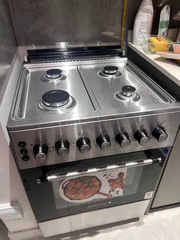 UNUSED – BRAND NEW WESTPOINT GAS COOKER, 60 cm