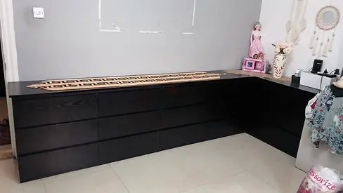 Furniture drawers