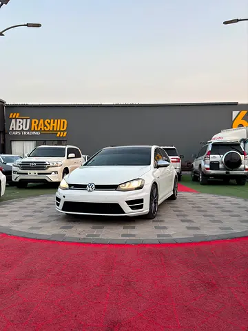 Volkswagen Golf R Special Edition 2016 | GCC Specs | Pristine Condition