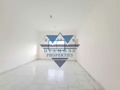 NO DEPOSIT CASH .BIG FLAT 1BHK TWO WASHROOMS BIG BALKANY WINDOW AC AVAILABLE JUST IN 30K HALL CLOSE