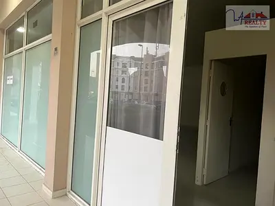 Cheapest Offer! Shop For Rent in France Cluster