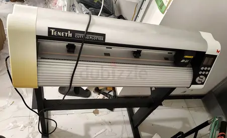 Teneth Cutting Plotter / Vinyl Cutter on Stand - Used