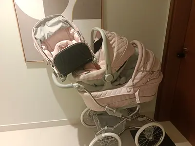 3-in-1 Pink Travel System: Bassinet, Car Seat & Stroller (Good Condition)