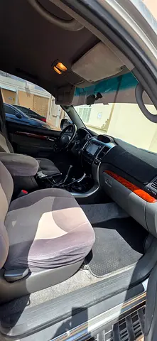 2006 Toyota PRADO photo 5