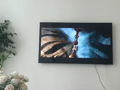 65 inch Samsung Wall-mounted LED TV in Good Working Condition