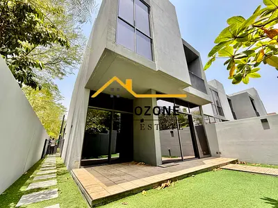 3BHK Corner Unit | Bright & Spacious | Family-Friendly Community