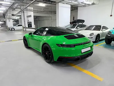 2023 Porsche 911 — миниатюра 11