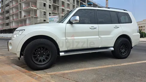 MITSUBISHI PAJERO — PRIVATELY OWNED • SINGLE-HAND DRIVEN • VERY WELL MAINTAINED • BASEMENT PARKED •
