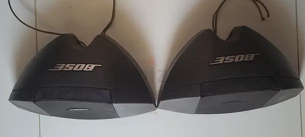 Pair of Bose car speakers - used, good condition