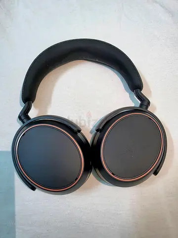 Special edition Sennheiser MOMENTUM 4 over-ear Bluetooth headphones – Under warranty.