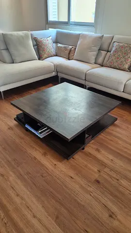 Modern low-profile wooden living room centre coffee table