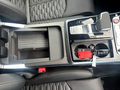 2026 AUDI RS Q8 照片 13