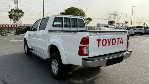 صورة 2 لـ 2014 Toyota HILUX