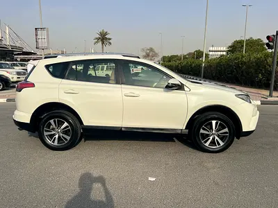 2016 Toyota RAV 4 — фото 4