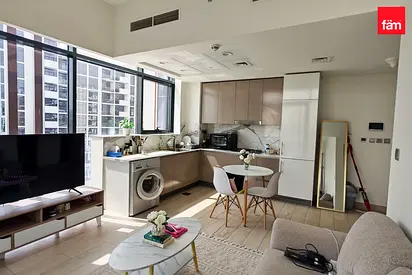 Spacious Layout | Boulevard View | large layout