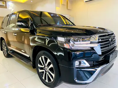 2018 Toyota LAND CRUISER 照片 2