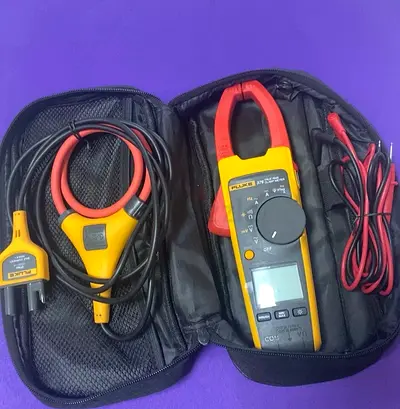Fluke 376 FC True RMS AC/DC Clamp Meter - Good Working Condition