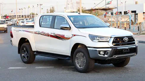 TOYOTA HILUX SR5 GLXS-G 2.7L A/T 2026