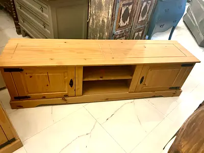 Great condition tv unit