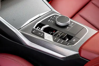صورة 10 لـ 2023 BMW 3-SERIES