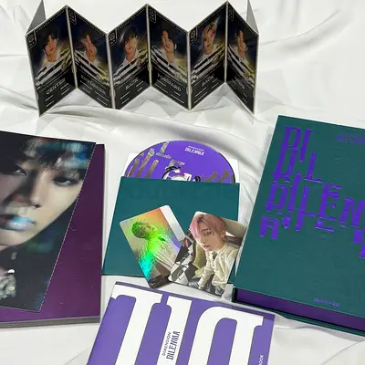 ENHYPEN - Border: Carnival / Dilemma K-POP Album Box Set (CD + Photobook + Cards)