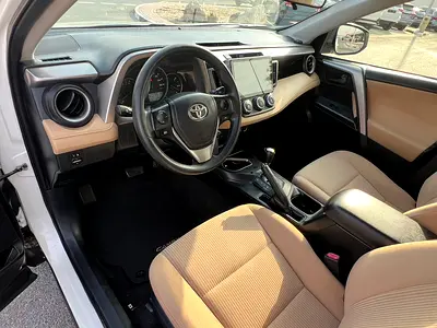 2016 Toyota RAV 4 — фото 11