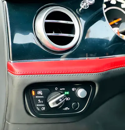 2018 Bentley BENTAYGA 照片 13