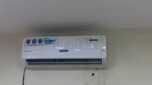 تكييف سعة 1.5 طن بحالة ممتازة للبيع  1.5 Ton AC for Sale