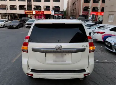 صورة 10 لـ 2015 Toyota PRADO