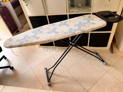Iron table collect Mirdif
