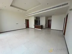Vacant | Spacious Layout | Prime Location