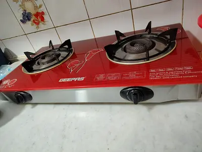 Stove and 21 kg gas cylinder