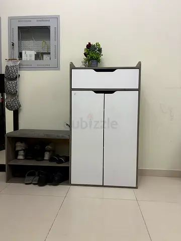 Compact Shoe Cabinet with Cushioned Seat and Drawer - White/Grey