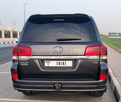 Pristine 2021 Toyota Land Cruiser GXR Grand Touring | GCC Specs