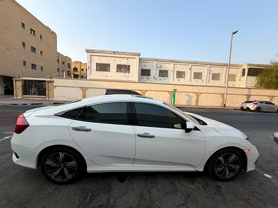 صورة 2 لـ 2021 Honda CIVIC