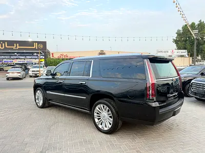 صورة مصغرة 4 لـ 2019 Cadillac ESCALADE