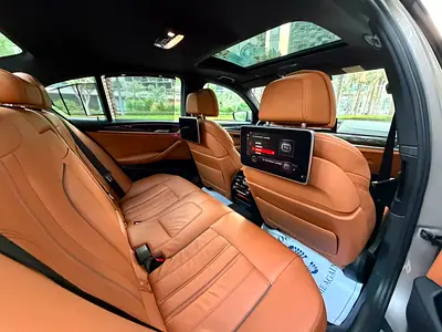 صورة مصغرة 17 لـ 2019 BMW 5-SERIES