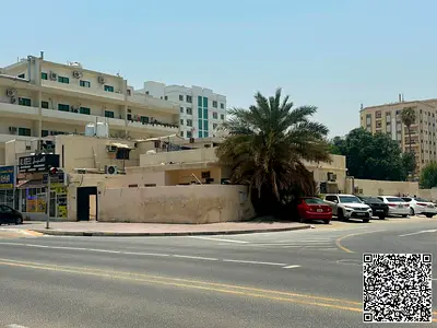 للبيع أرض سكنية تجارية في الراشدية 3 عجمان زاوية على 3 شوارع وشارع القدس الرئيسي مساحة 4250 قدم تصريح أرضي و4 طوابق ملك حر بيت عربي قابل للتجديد أو ال