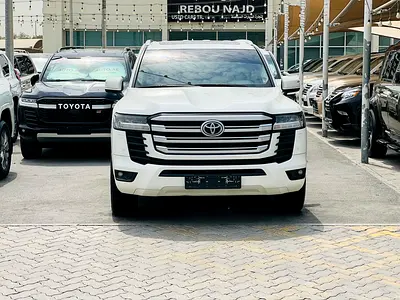 Toyota Land Cruiser GXR 2024 | GCC Specs | Brand New Condition