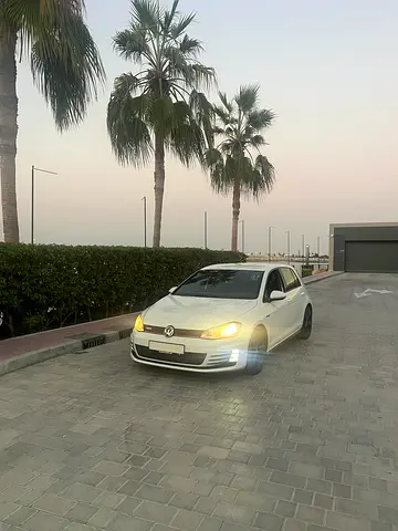 صورة 6 لـ 2015 Volkswagen GOLF GTI