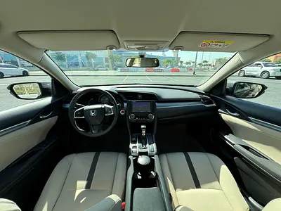 2017 Honda CIVIC — фото 11