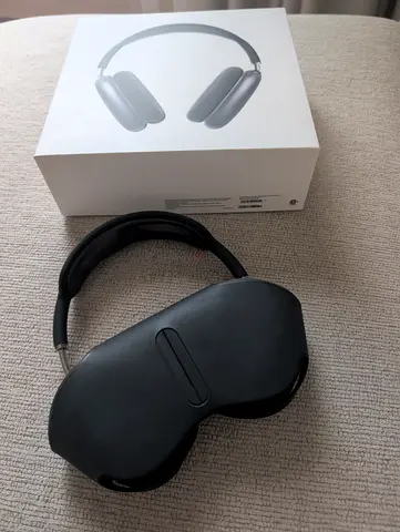 Original Apple AirPods Max (Black) with Original Case - Pre-owned