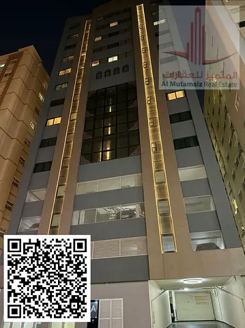 للبيع من المالك مباشرة بناية في القاسمية الشارقة عمر 15 سنة دخل 2.2 مليون درهم قابل للزيادة 20% السعر 24 مليون درهم