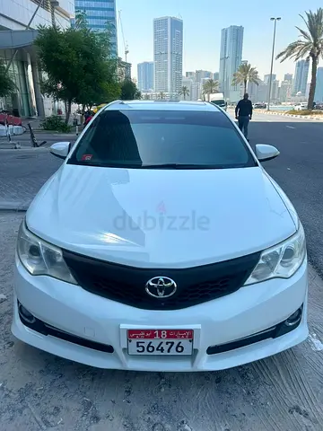 Toyota Camry GLE 2014 | GCC Specs | Well Maintained