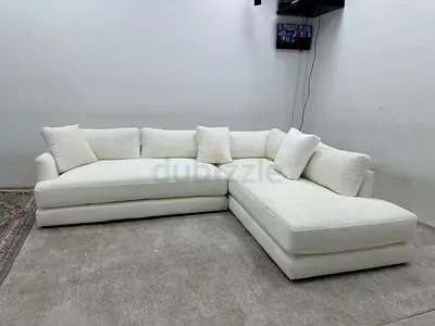 Looks like new condition west elm lshape sofa