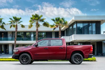 صورة مصغرة 2 لـ 2025 RAM 1500